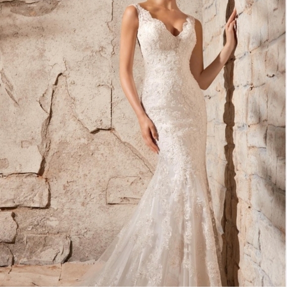 Morilee By Madeline Gardner Dresses & Skirts - Elegant  Ivory Wedding Dress